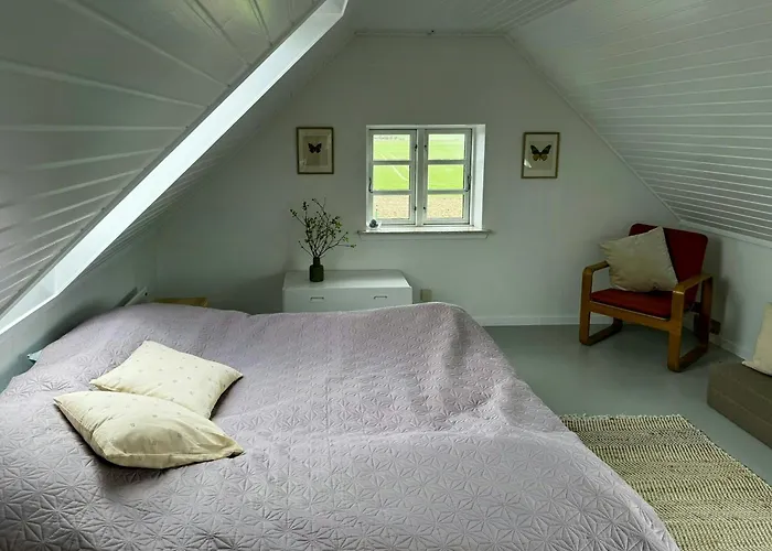 度假居 Summer House Among Fields Near Mons Klint 博雷